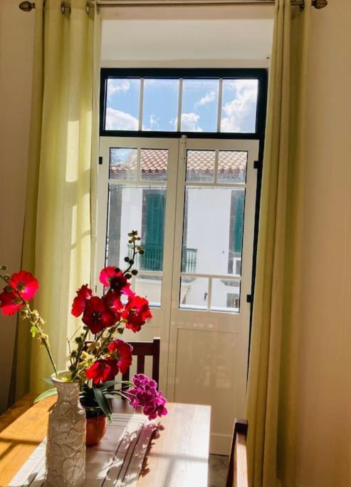 Downtown Apartment *