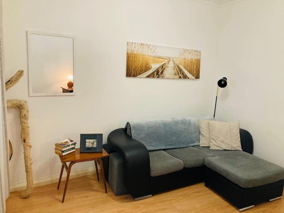 Downtown Apartment *